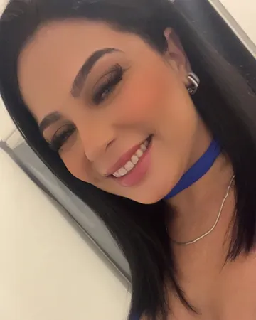 Kelly villar, verified host